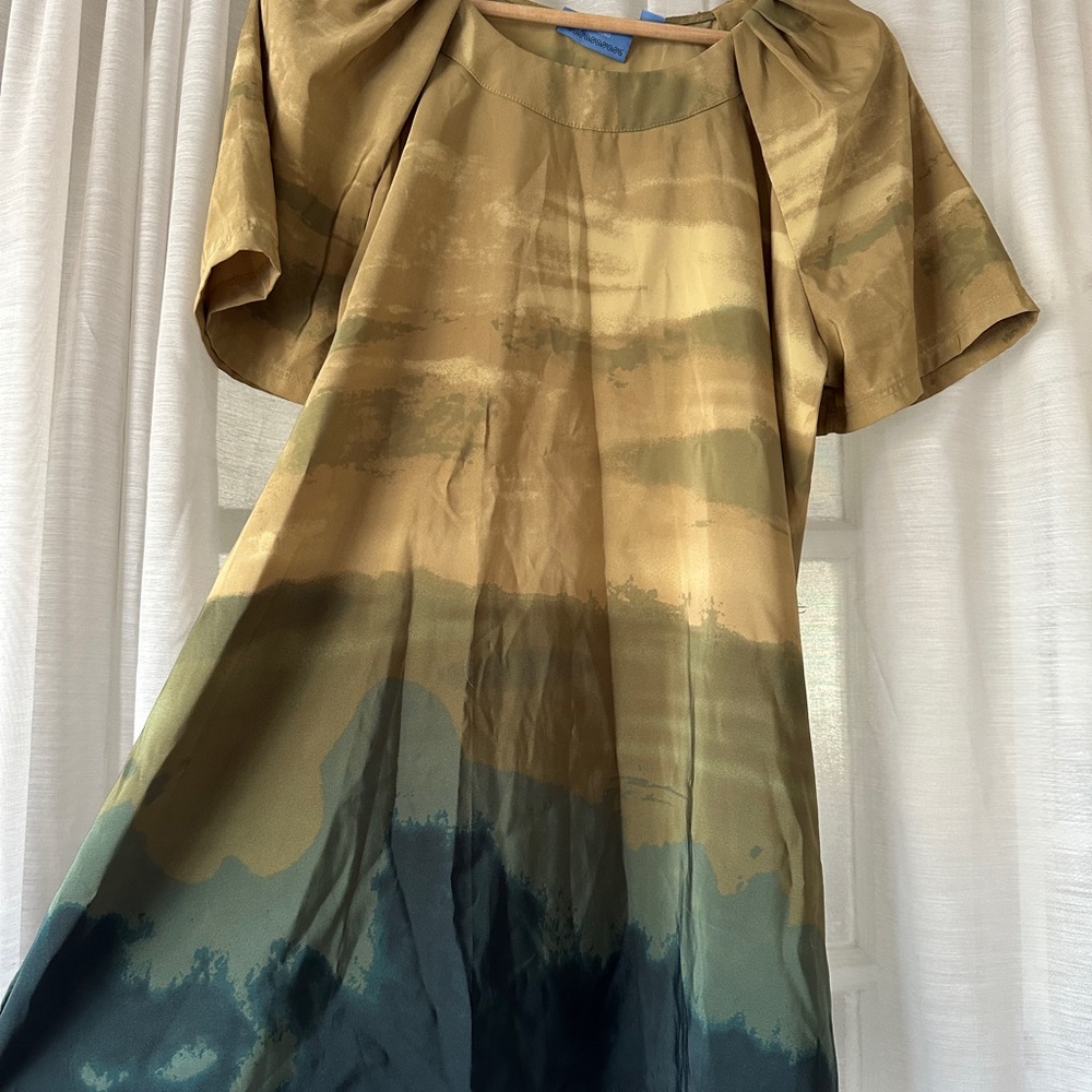 Elegant Earth Toned Blouse